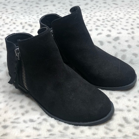 dolce vita sassy booties